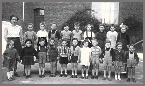 La classe de Melle Alberte BLAVIER en 1952- 1953